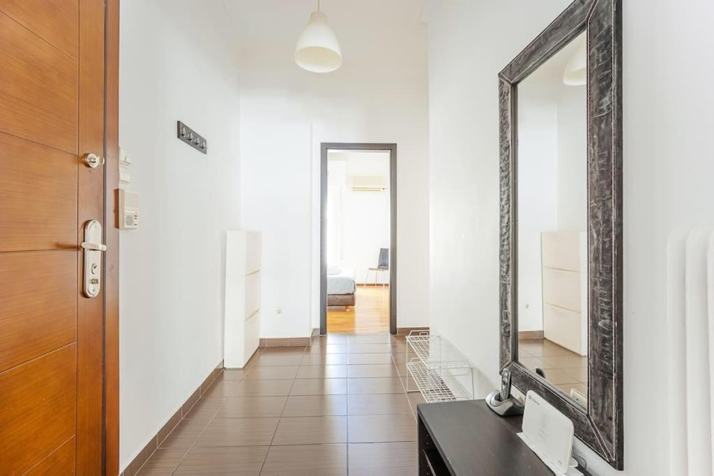 Apartment In The Middle Of Everything Atene Esterno foto
