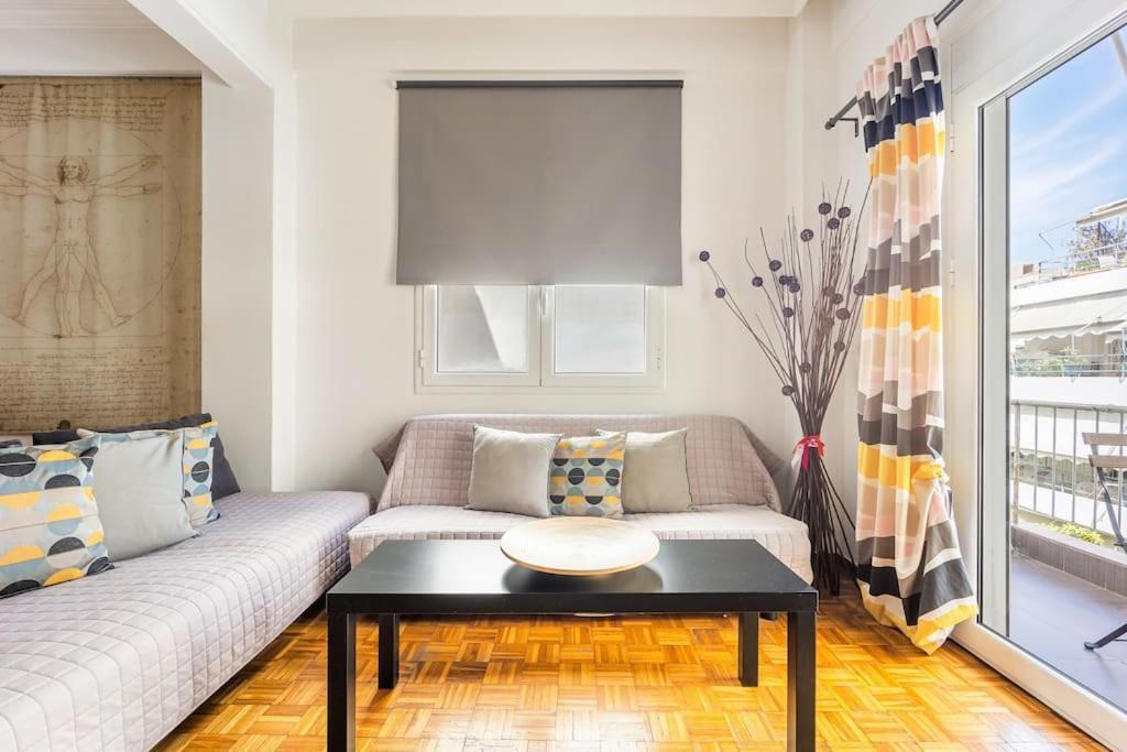 Apartment In The Middle Of Everything Atene Esterno foto